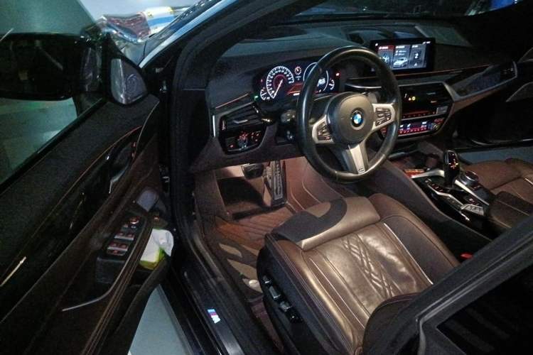 Used BMW 6 Series GT 2019 630i M Sport Touring Edition Driver Seat