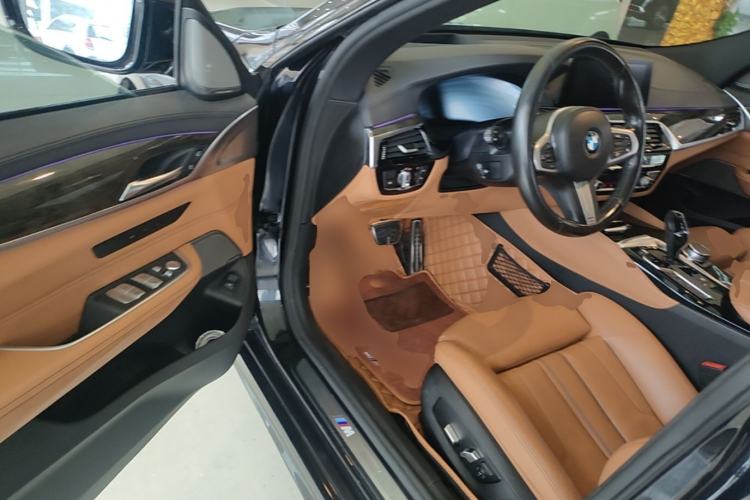 Used BMW 6 Series GT 2019 630i M Sport Package Driver Seat