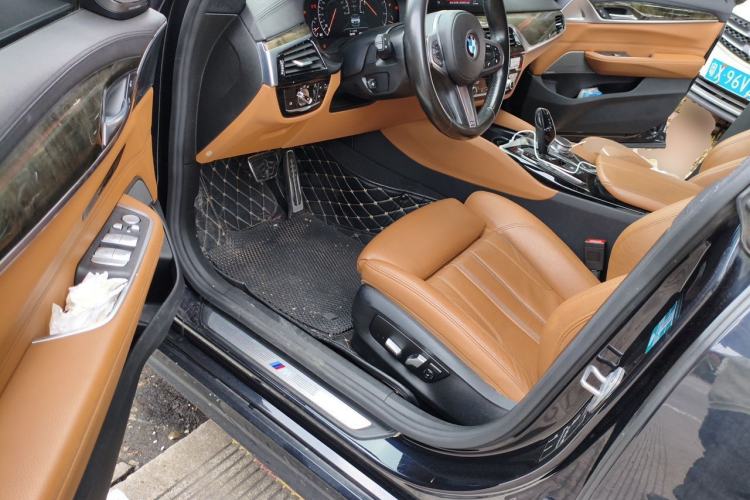 Used BMW 6 Series GT 2019 630i M Sport Package Driver Seat