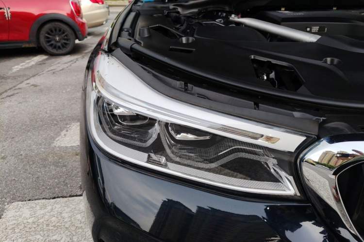 Used BMW 6 Series GT 2019 630i M Sport Package Exterior 6