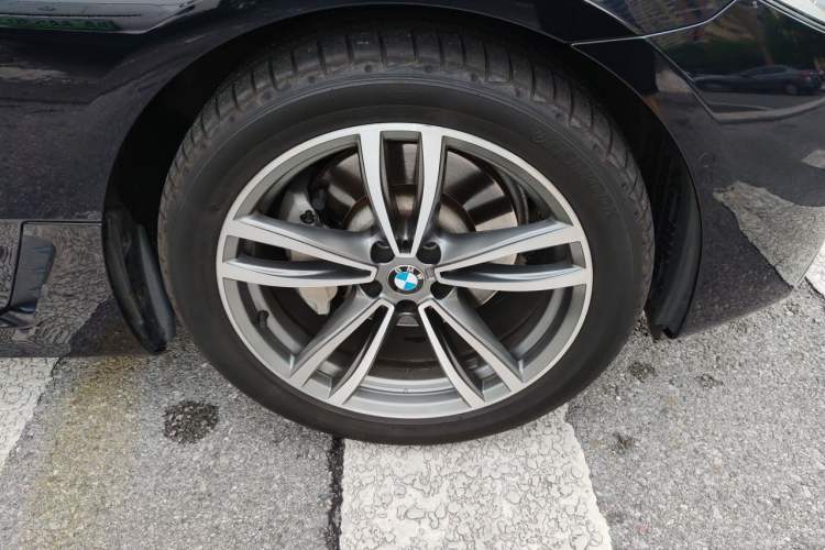 Used BMW 6 Series GT 2019 630i M Sport Package Exterior 7