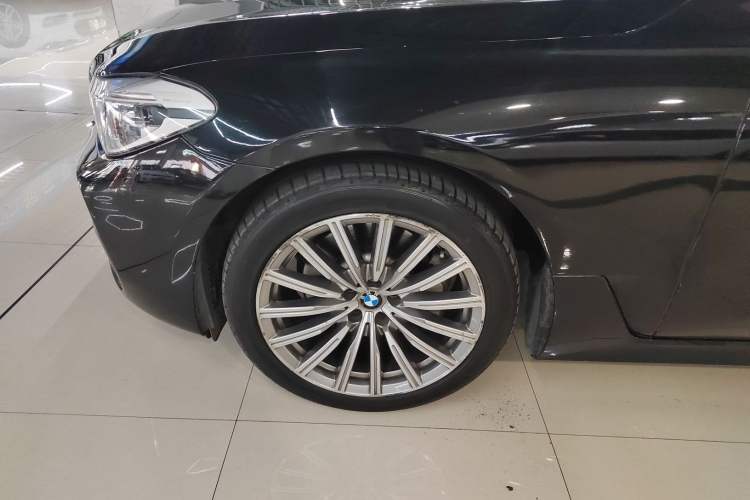 Used BMW 6 Series GT 2019 630i Luxury Design Package Exterior 7