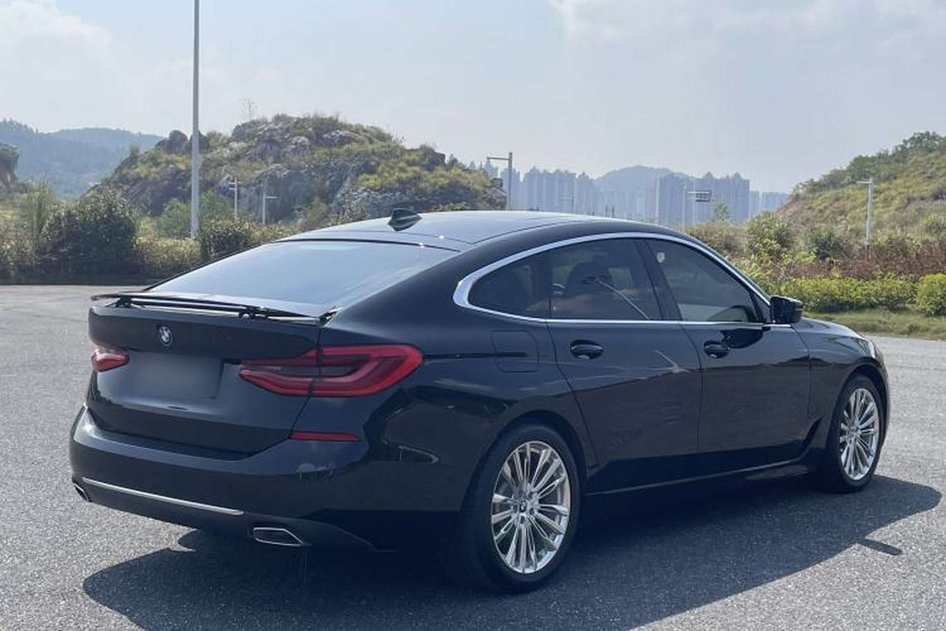 Used BMW 6 Series GT 2019 630i Luxury Design Package Exterior 9