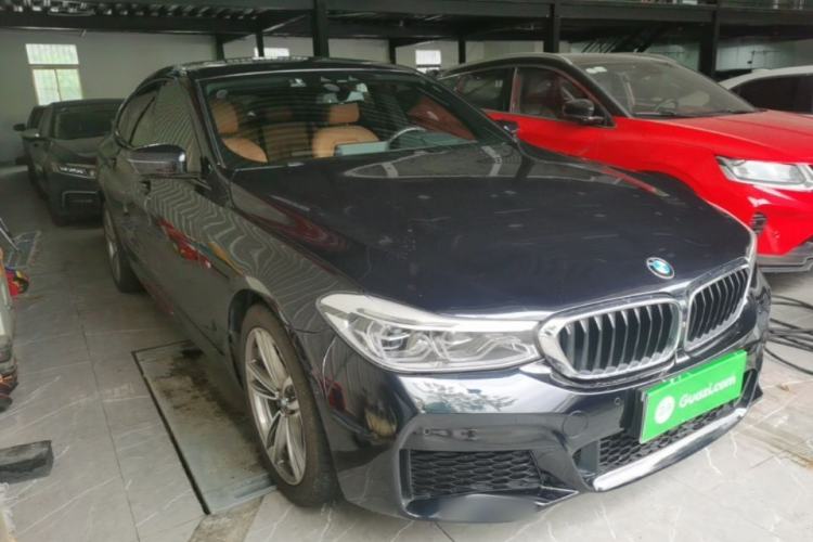 Used BMW 6 Series GT 2019 630i M Sport Package Front Right 45 Deg
