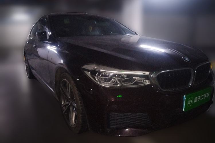 Used BMW 6 Series GT 2019 630i M Sport Package Front Right 45 Deg