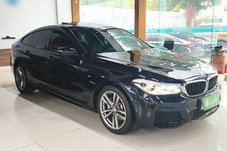 Used BMW 6 Series GT 2019 630i M Sport Package Front Right 45 Deg