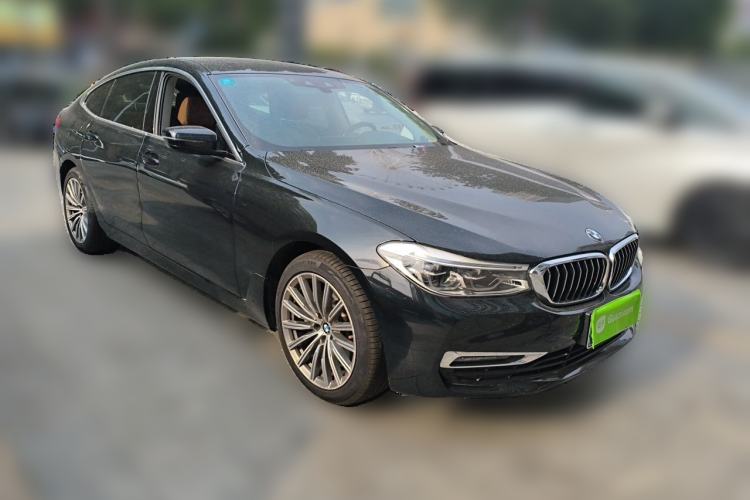 Used BMW 6 Series GT 2019 630i Luxury Design Package Front Right 45 Deg
