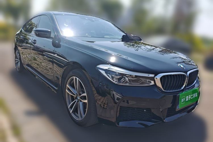 Used BMW 6 Series GT 2019 630i M Sport Package Front Right 45 Deg