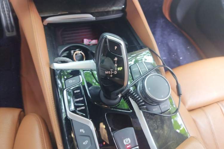 Used BMW 6 Series GT 2019 630i M Sport Package Gear Lever