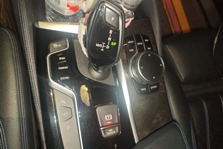 Used BMW 6 Series GT 2019 630i M Sport Package Gear Lever