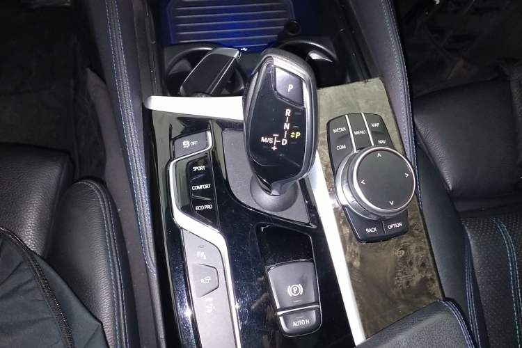 Used BMW 6 Series GT 2019 630i M Sport Package Gear Lever