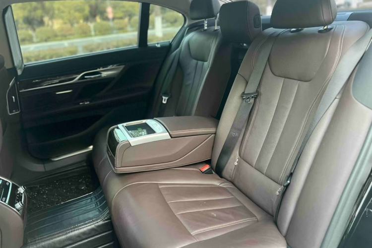 Used BMW 6 Series GT 2019 630i M Sport Package Interior 3