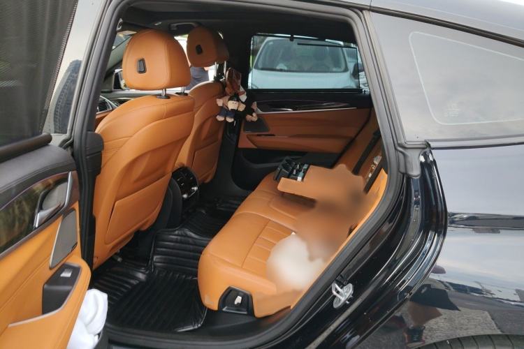 Used BMW 6 Series GT 2019 630i M Sport Package Interior 4