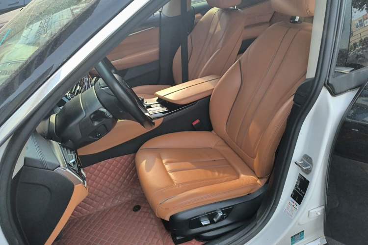 Used BMW 6 Series GT 2019 630i Luxury Design Package Left Front Seat