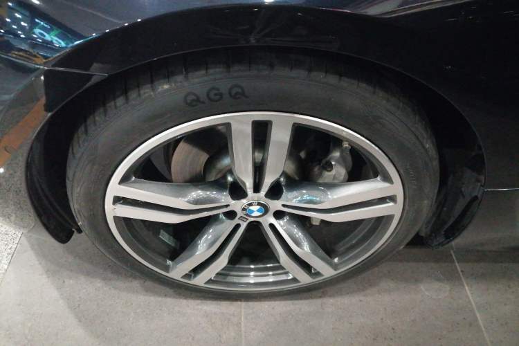 Used BMW 6 Series GT 2019 630i M Sport Touring Edition Left Front Wheel Hub