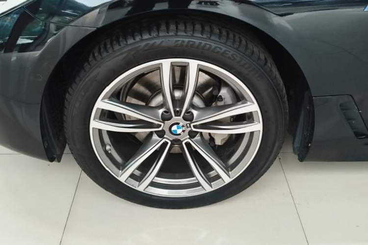Used BMW 6 Series GT 2019 630i M Sport Package Left Front Wheel Hub