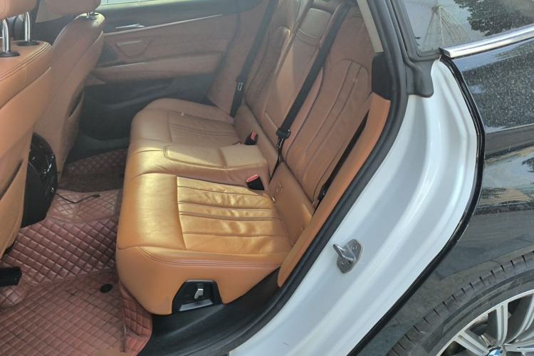 Used BMW 6 Series GT 2019 630i Luxury Design Package Left Rear Seat
