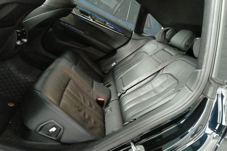 Used BMW 6 Series GT 2019 630i M Sport Package Left Rear Seat