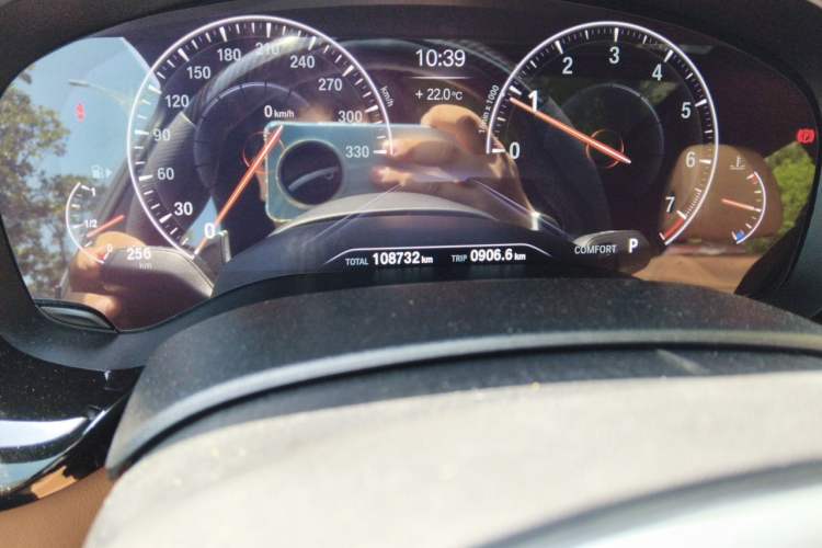 Used BMW 6 Series GT 2019 630i M Sport Package Odometer Close Up