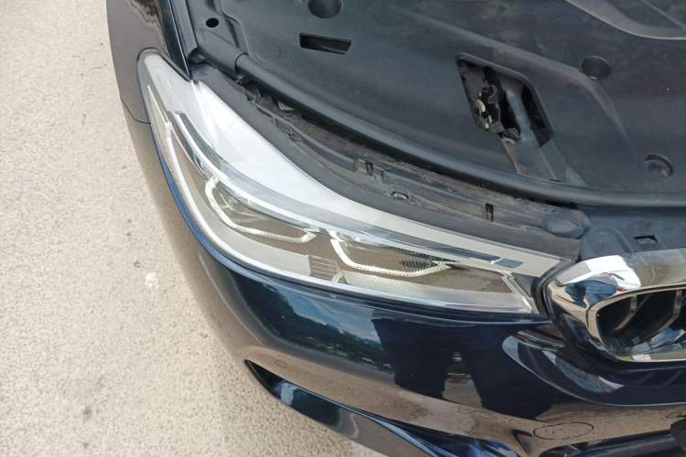 Used BMW 6 Series GT 2019 630i M Sport Touring Edition Right Front Headlight