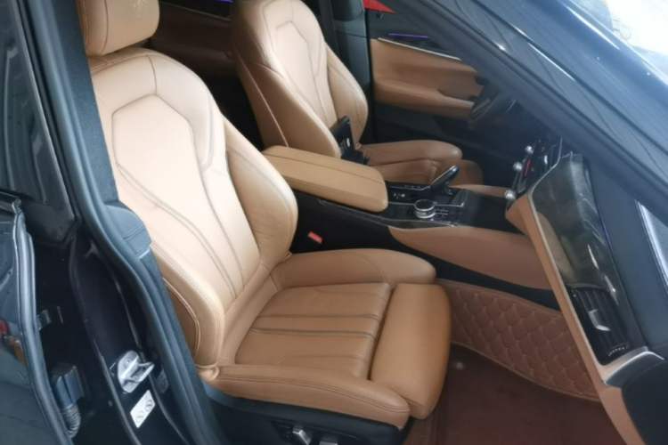 Used BMW 6 Series GT 2019 630i M Sport Package Right Front Seat