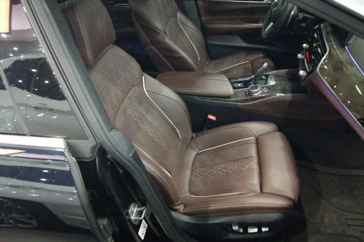 Used BMW 6 Series GT 2019 630i M Sport Touring Edition Right Front Seat