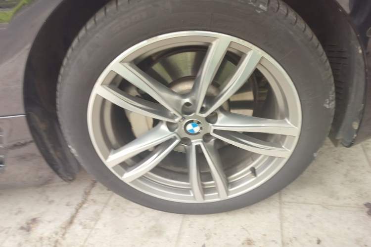 Used BMW 6 Series GT 2019 630i M Sport Package Right Front Wheel Hub