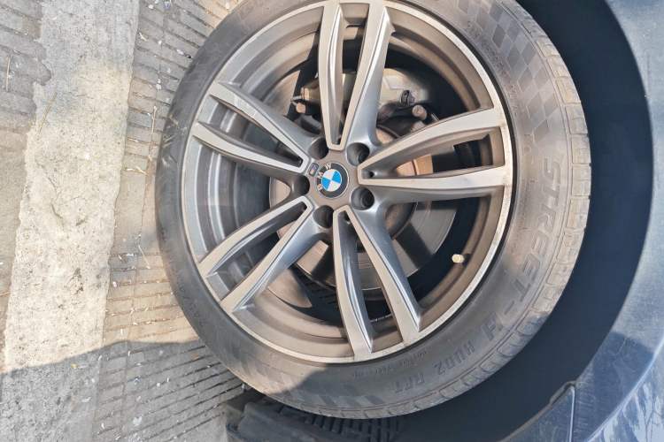 Used BMW 6 Series GT 2019 630i M Sport Package Right Front Wheel Hub
