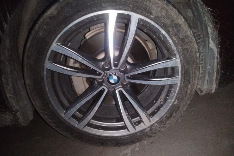Used BMW 6 Series GT 2019 630i M Sport Package Right Front Wheel Hub