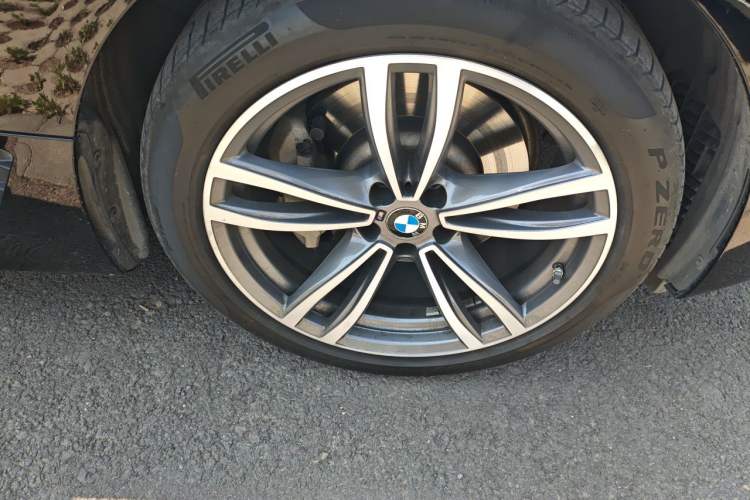 Used BMW 6 Series GT 2019 630i M Sport Package Right Front Wheel Hub