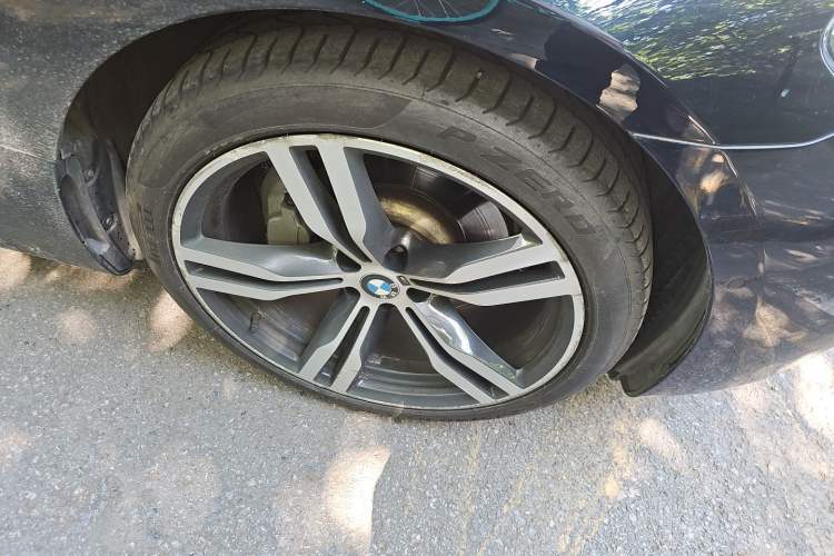 Used BMW 6 Series GT 2019 630i M Sport Touring Edition Right Front Wheel Hub