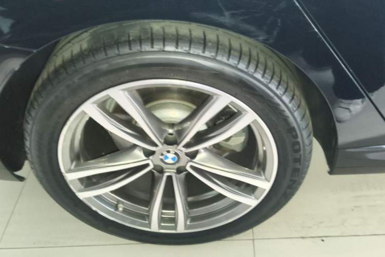 Used BMW 6 Series GT 2019 630i M Sport Package Right Rear Wheel Hub