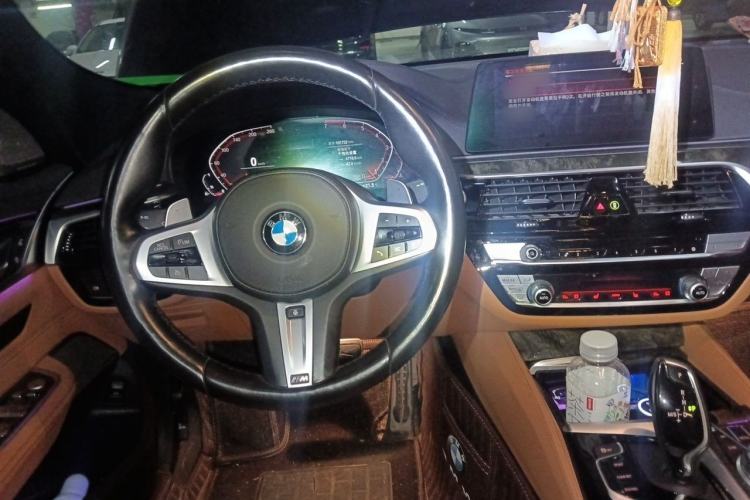 Used BMW 6 Series GT 2019 630i M Sport Package Steering Wheel