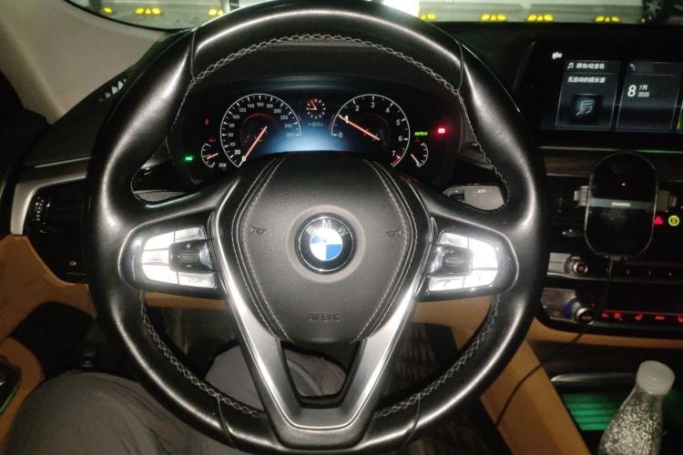 Used BMW 6 Series GT 2019 630i Luxury Design Package Steering Wheel