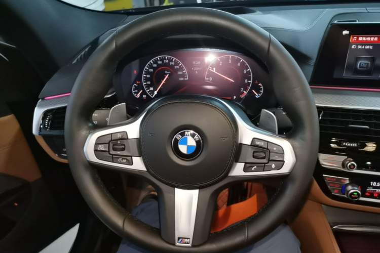 Used BMW 6 Series GT 2019 630i M Sport Package Steering Wheel