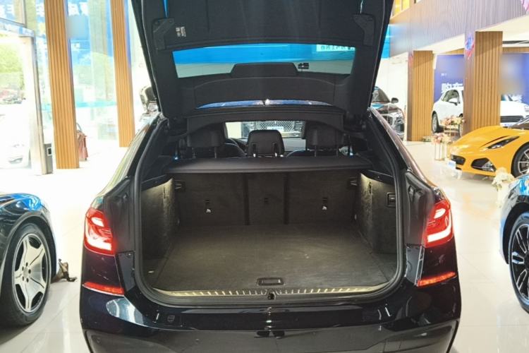 Used BMW 6 Series GT 2019 630i M Sport Package Trunk