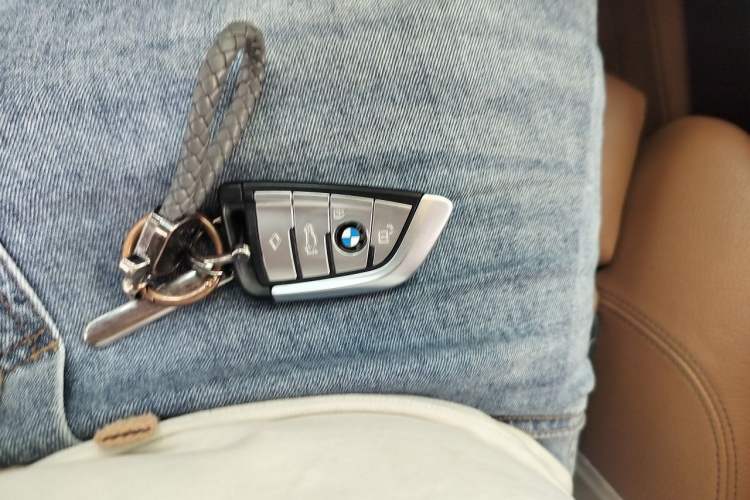 Used BMW 6 Series GT 2019 630i M Sport Package Vehicle Key