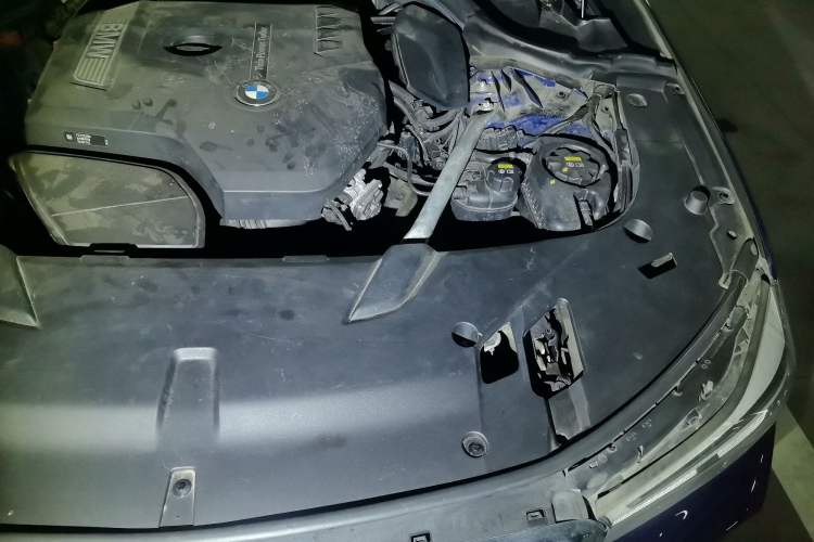 Used BMW 6 Series GT 2019 630i Luxury Design Package Engine Bay Left