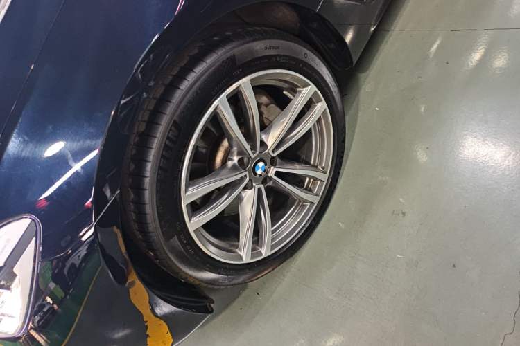 Used BMW 6 Series GT 2019 630i M Sport Package Exterior 7