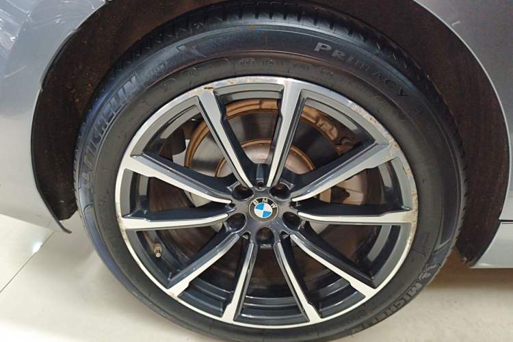 Used BMW 6 Series GT 2019 630i Luxury Design Package Exterior 8