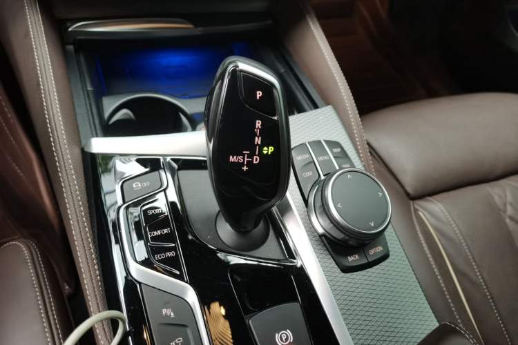 Used BMW 6 Series GT 2019 630i M Sport Touring Edition Gear Lever