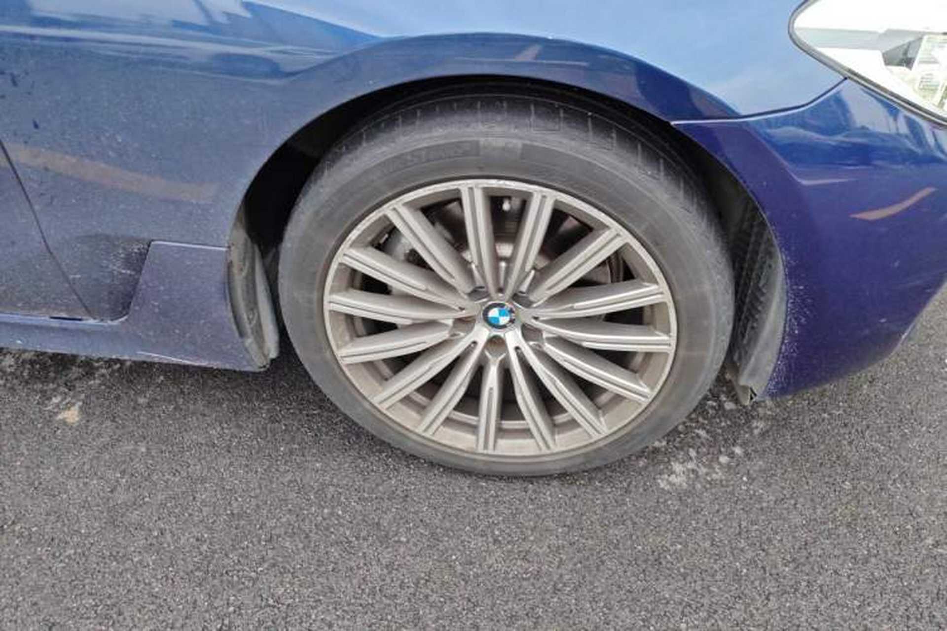 Used BMW 6 Series GT 2019 630i Luxury Design Package Right Front Wheel Hub