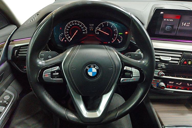Used BMW 6 Series GT 2019 630i Luxury Design Package Steering Wheel