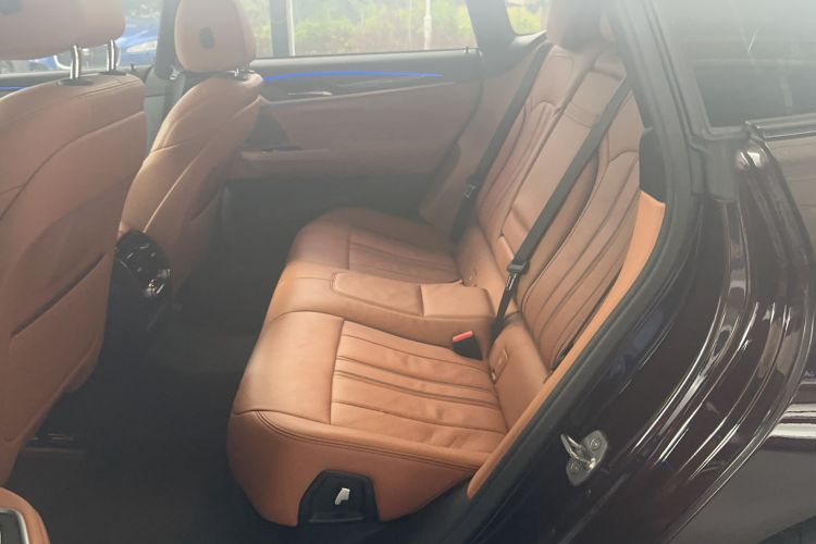 Used BMW 6 Series GT 2019 630i M Sport Package Interior 1