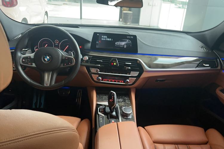 Used BMW 6 Series GT 2019 630i M Sport Package Interior 3