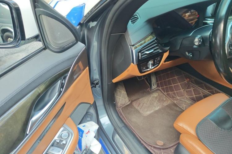 Used BMW 6 Series GT 2019 630i M Sport Package Driver Seat