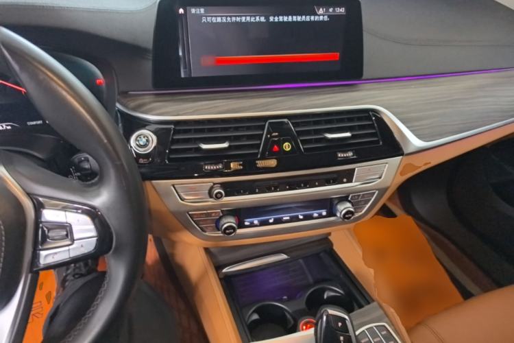 Used BMW 6 Series GT 2019 630i Luxury Design Package Center Console