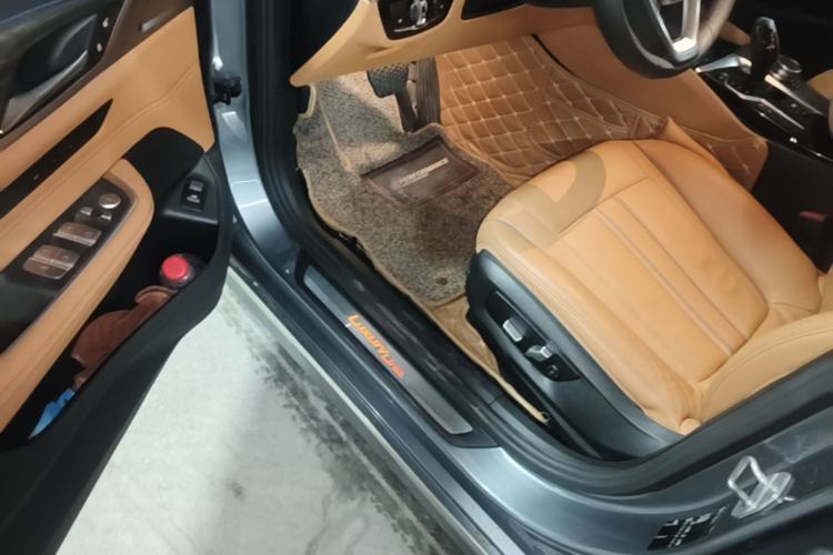Used BMW 6 Series GT 2019 630i Luxury Design Package Driver Seat