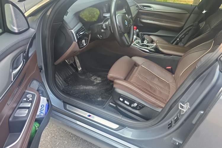 Used BMW 6 Series GT 2019 630i M Sport Touring Edition Driver Seat