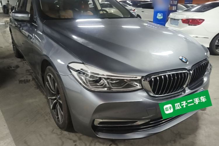 Used BMW 6 Series GT 2019 630i Luxury Design Package Front Right 45 Deg